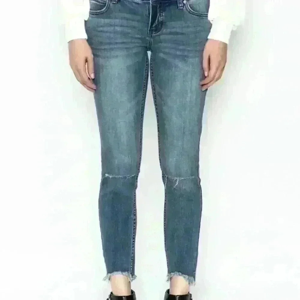 Free People women’s choped knees jeans pants size 30 - Picture 6 of 16